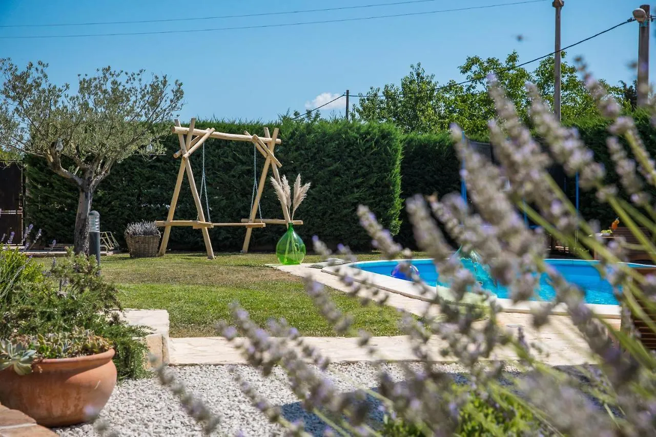 Villa Nonni-Romantic Stone House Višnjan Vakantiehuis